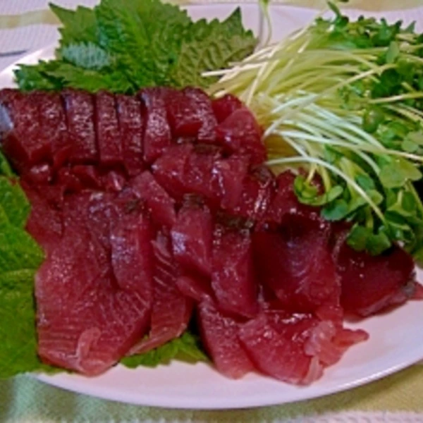 一手間で美味しくなる 鰹の刺身 レシピ 作り方 By カゲジジ 楽天レシピ 一手間で美味しくなる 鰹の刺身 レシピ 作り方 By カゲジジ 楽天レシピ