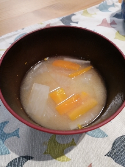 お野菜か甘くておいしかったです☆ほっこりする組み合わせのお味噌汁ですね♪