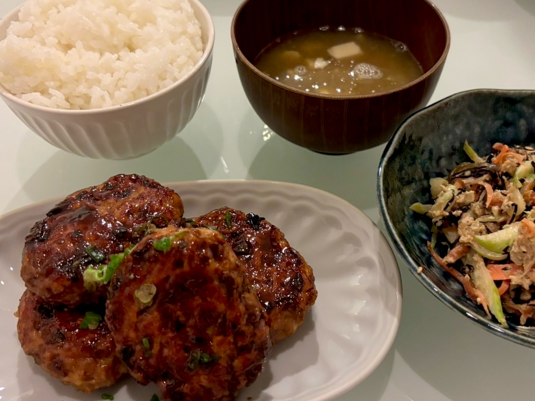 お弁当にも最高！照り焼き鳥つくね