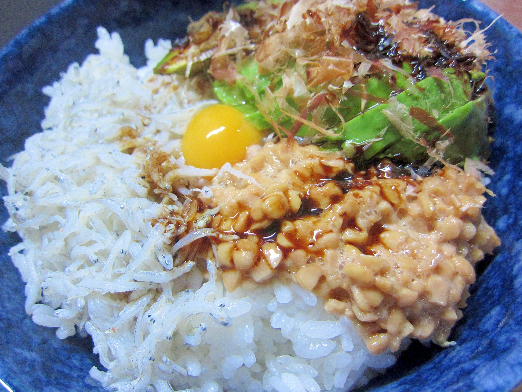 アボしらす納豆丼☆