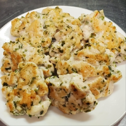 子供が喜ぶ♡鶏胸肉のノリ塩焼き