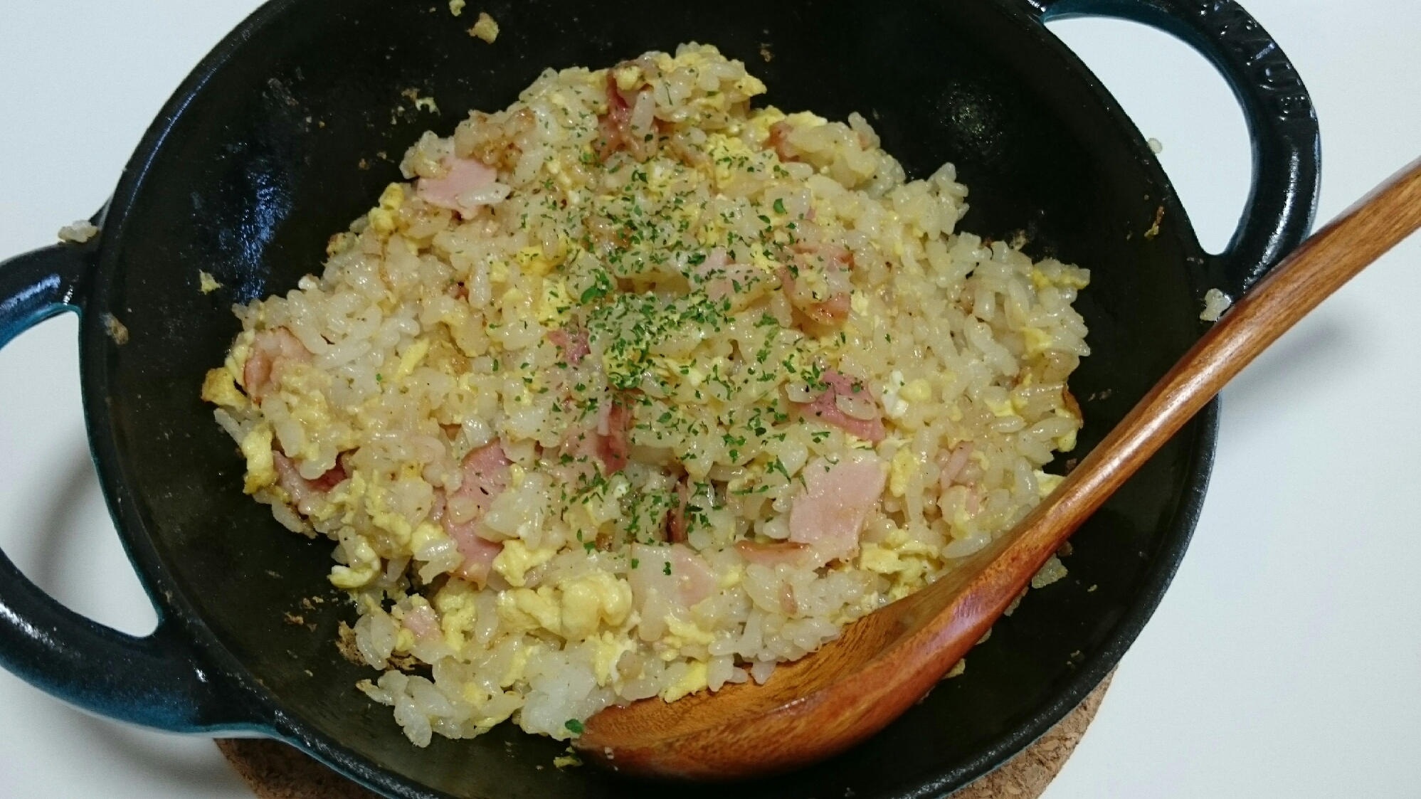 ストウブde ダシダのガーリックチャーハン レシピ 作り方 By Mamichin555 楽天レシピ