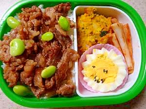 お弁当レシピ　牛焼き肉のせ弁当