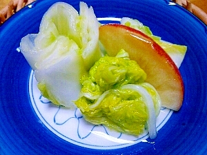 ビニール袋で簡単お漬物☆白菜のリンゴ漬け