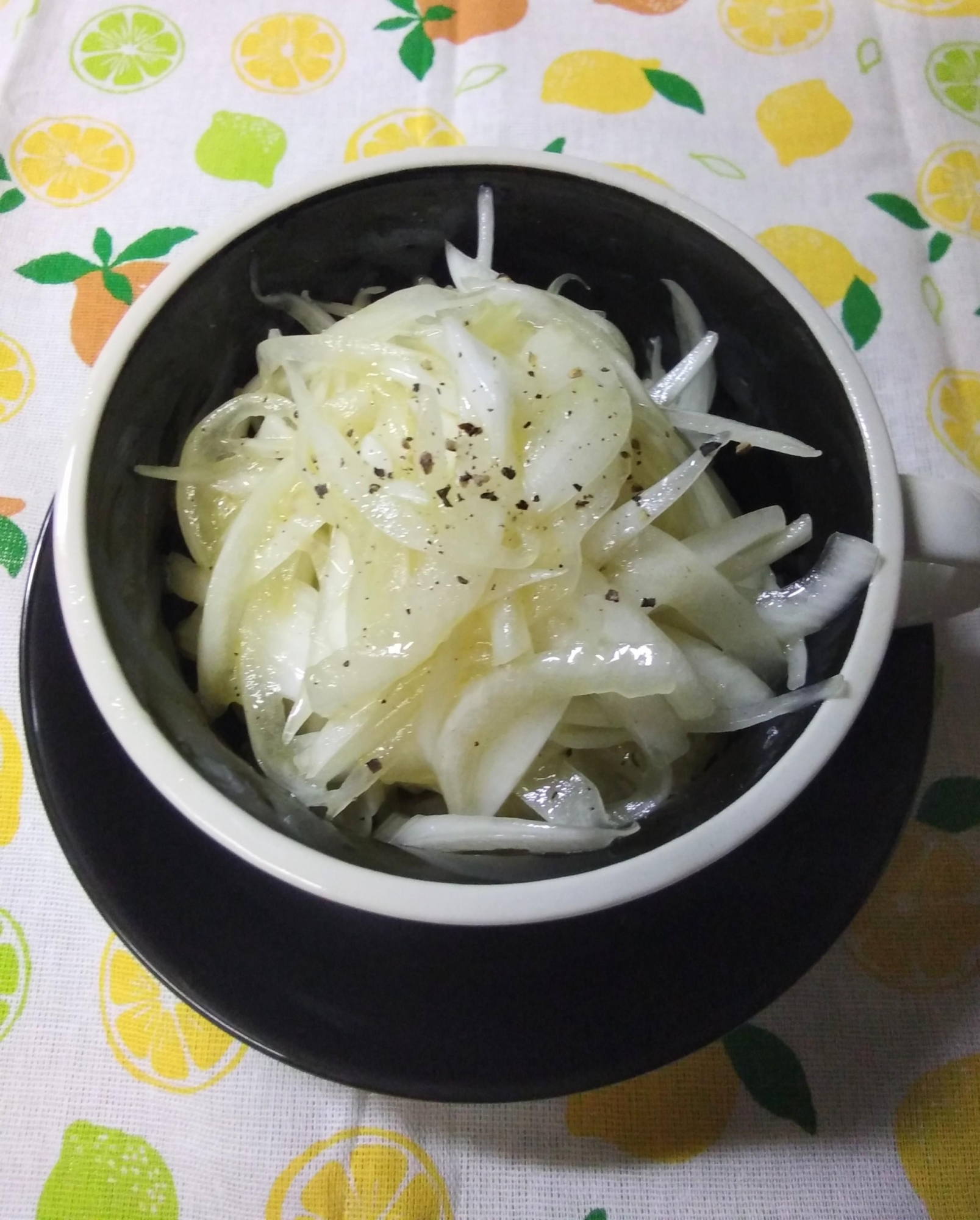 新玉ねぎのフレンチドレッシングサラダ