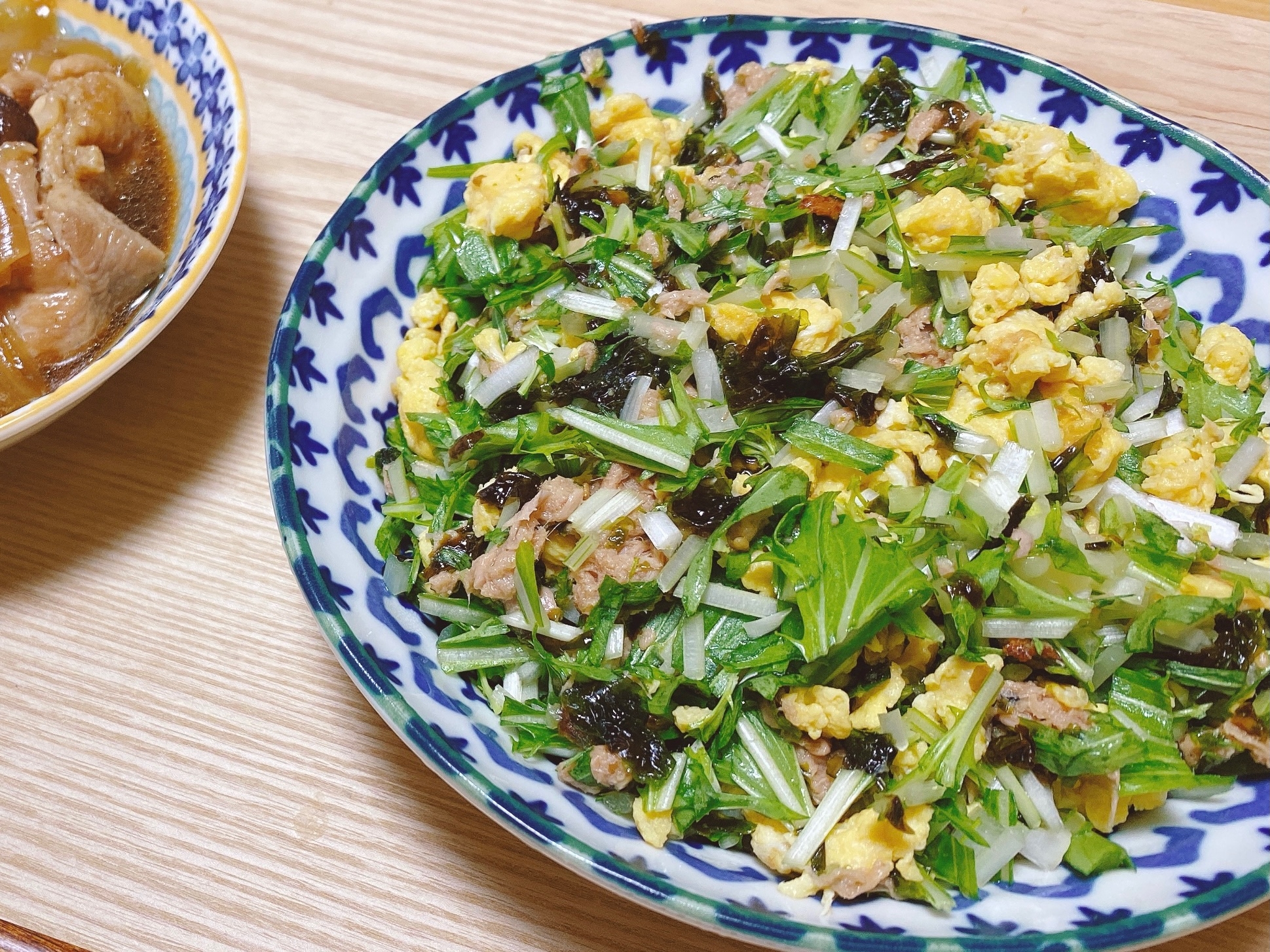 タンパク質たっぷり！水菜の韓国海苔サラダ