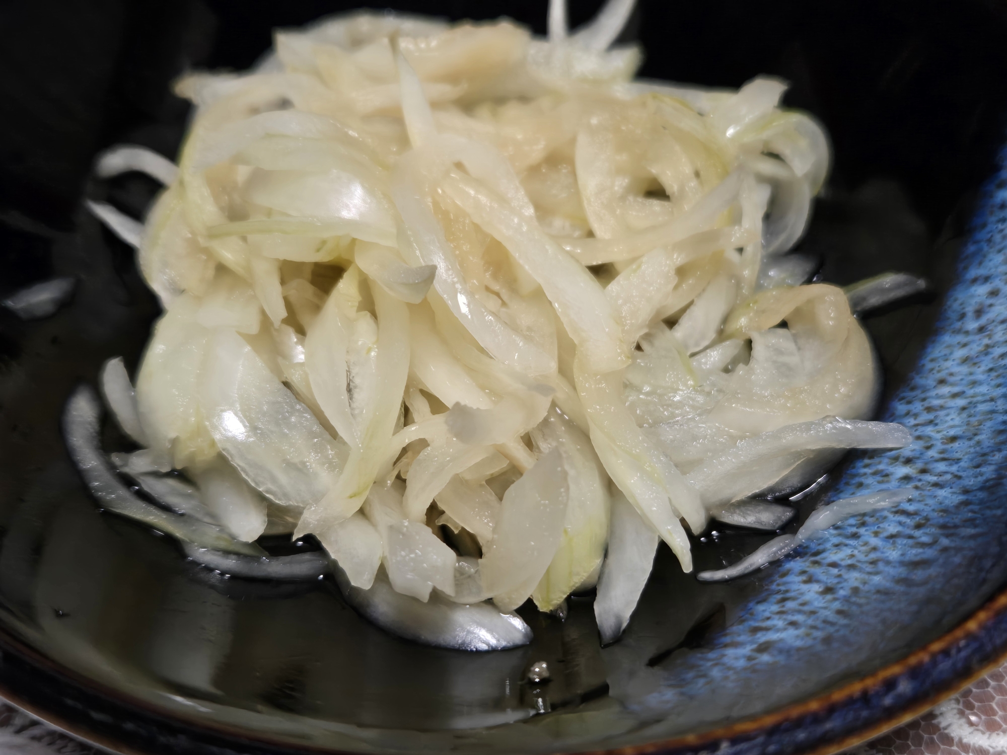 はちみつで玉ねぎの酢漬け