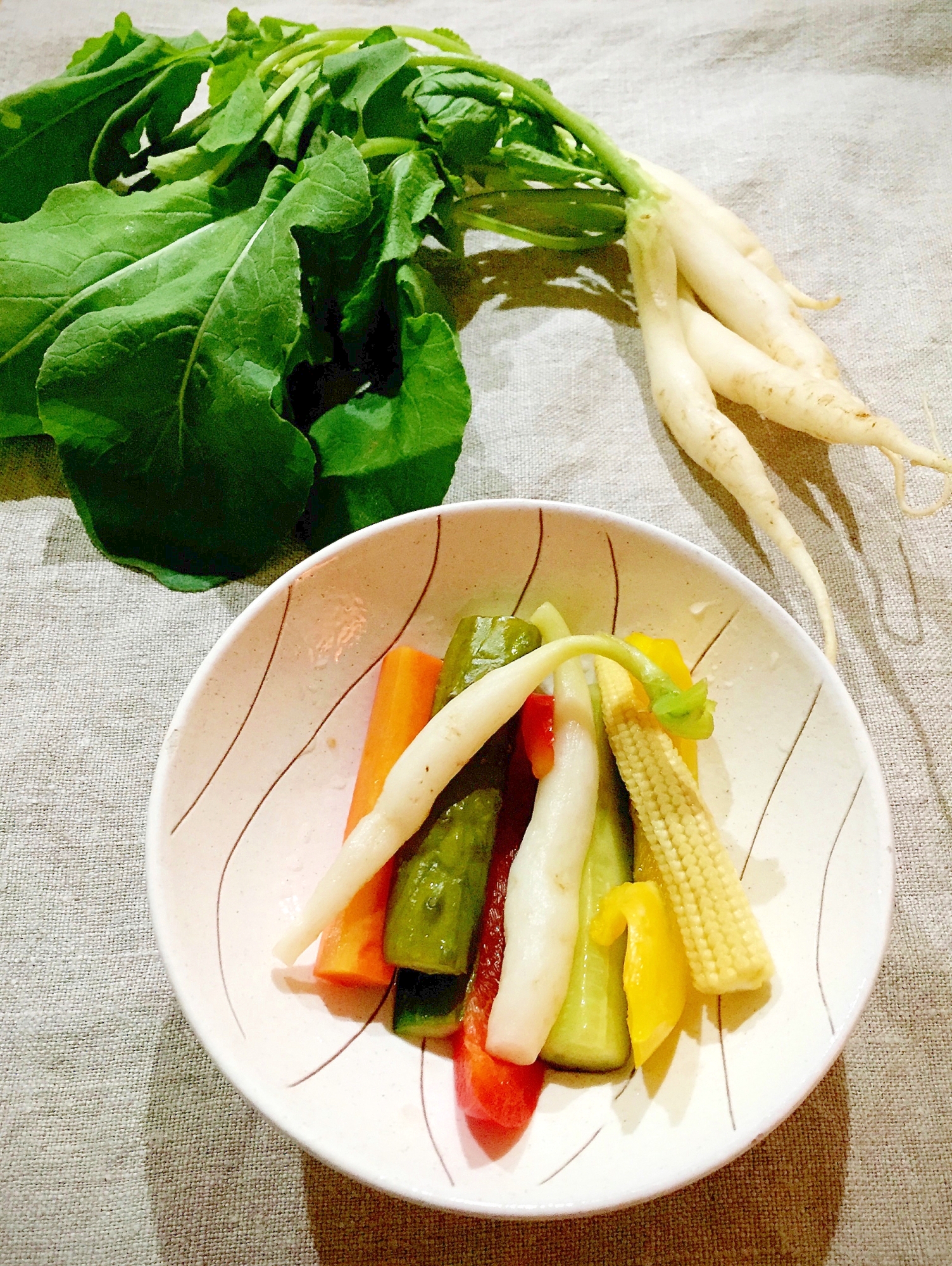 つららラディッシュとカラフル野菜のピクルス