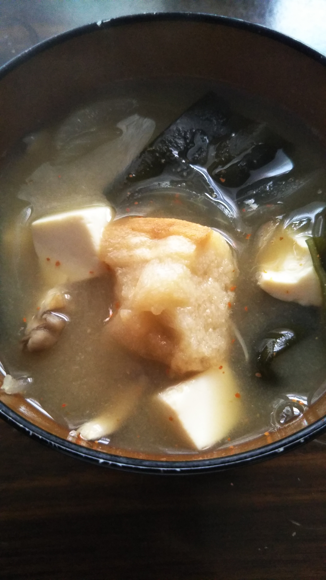 豆腐とお麩の生姜味噌汁