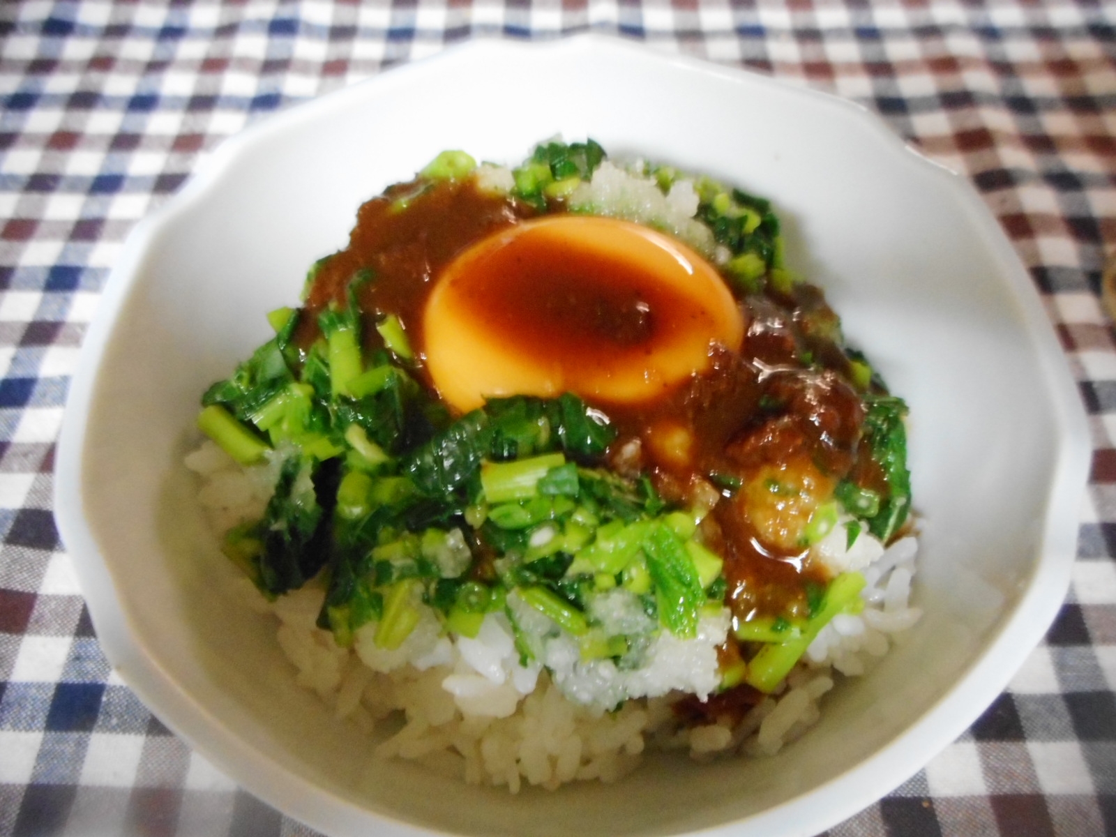 味噌だれモロヘイヤおろし丼