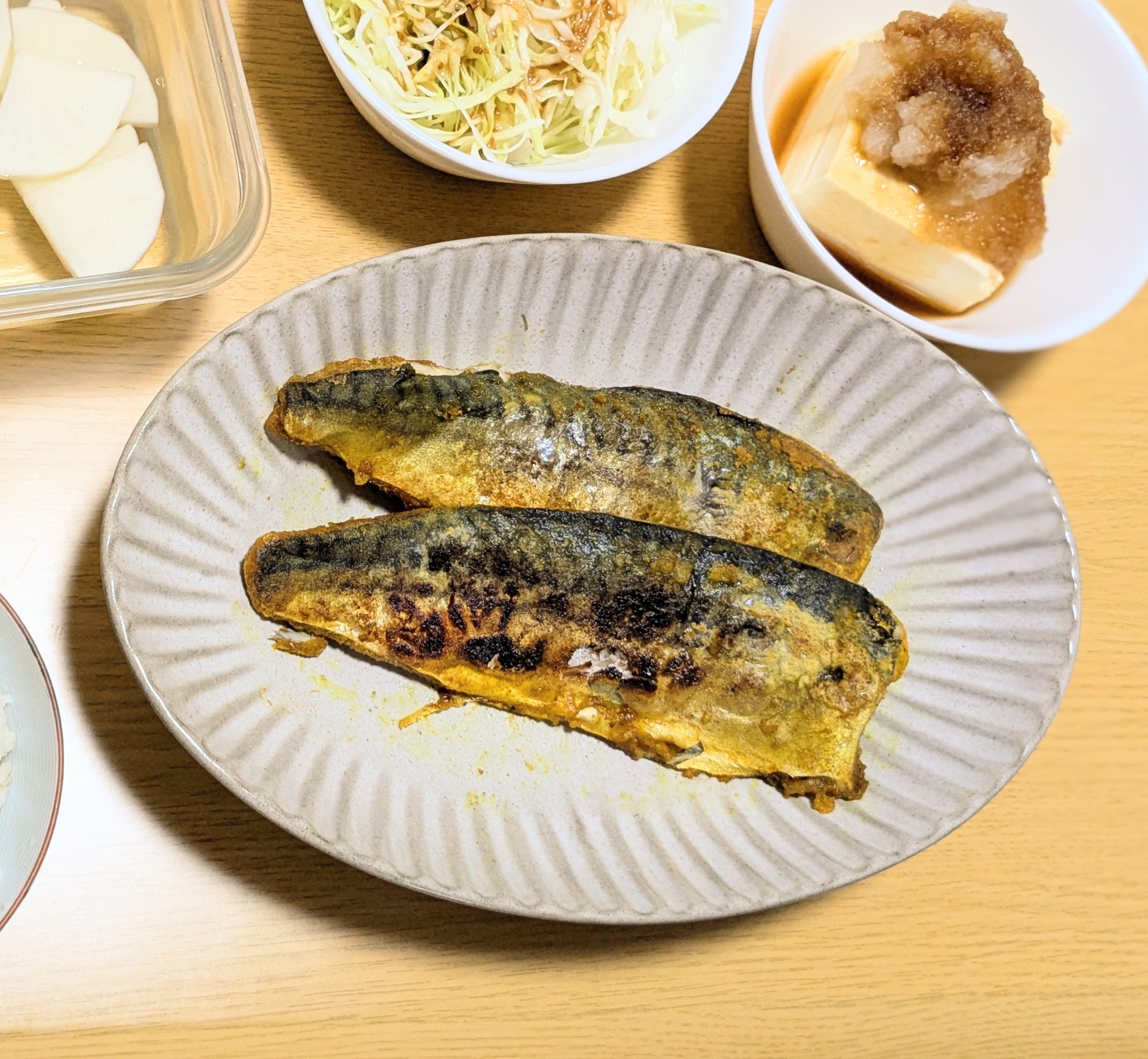 冷凍塩サバのカレー風味焼き