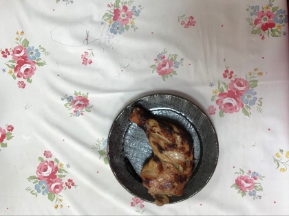 骨付きチキンの和風ハーブグリル