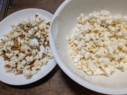 シンプル★やみつき塩バター味のポップコーン