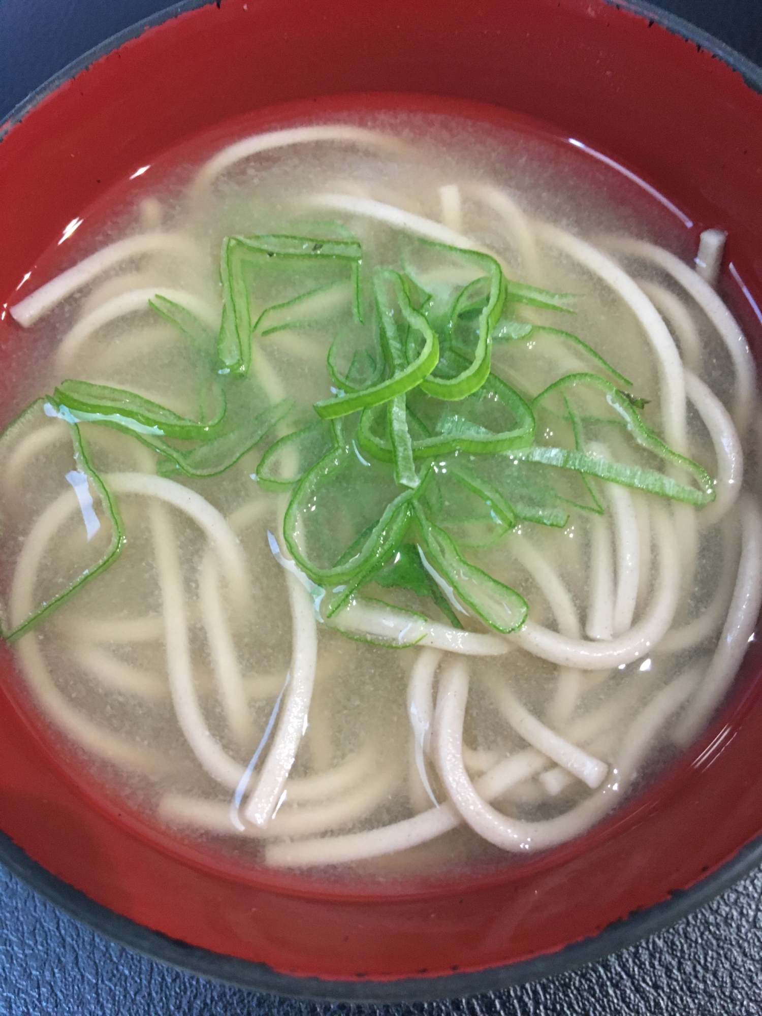 蕎麦とネギの味噌汁