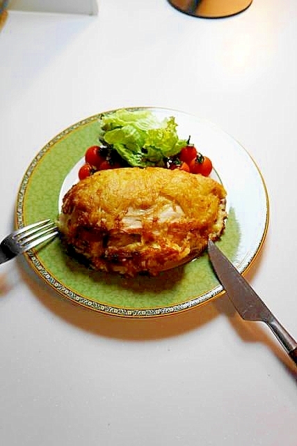 ビックリ箱のような！鶏むね肉のポテト包み焼き