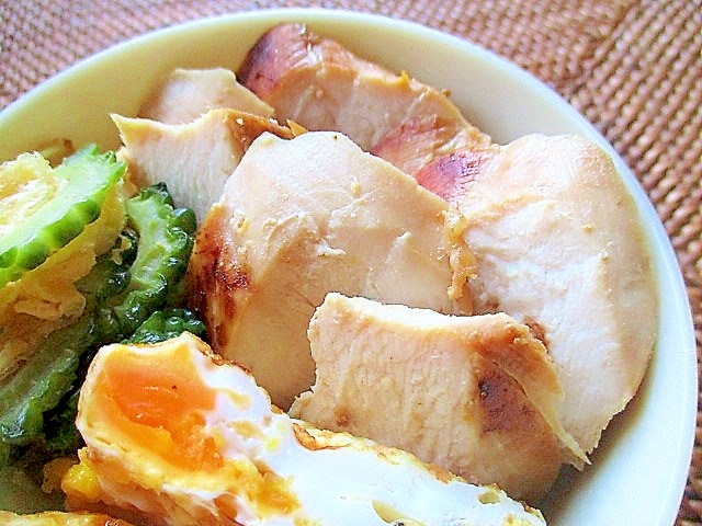 鶏むね肉のオイスター漬け焼き