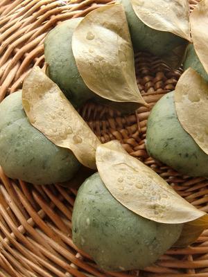 よもぎの灰汁抜き&おうちで草餅♪