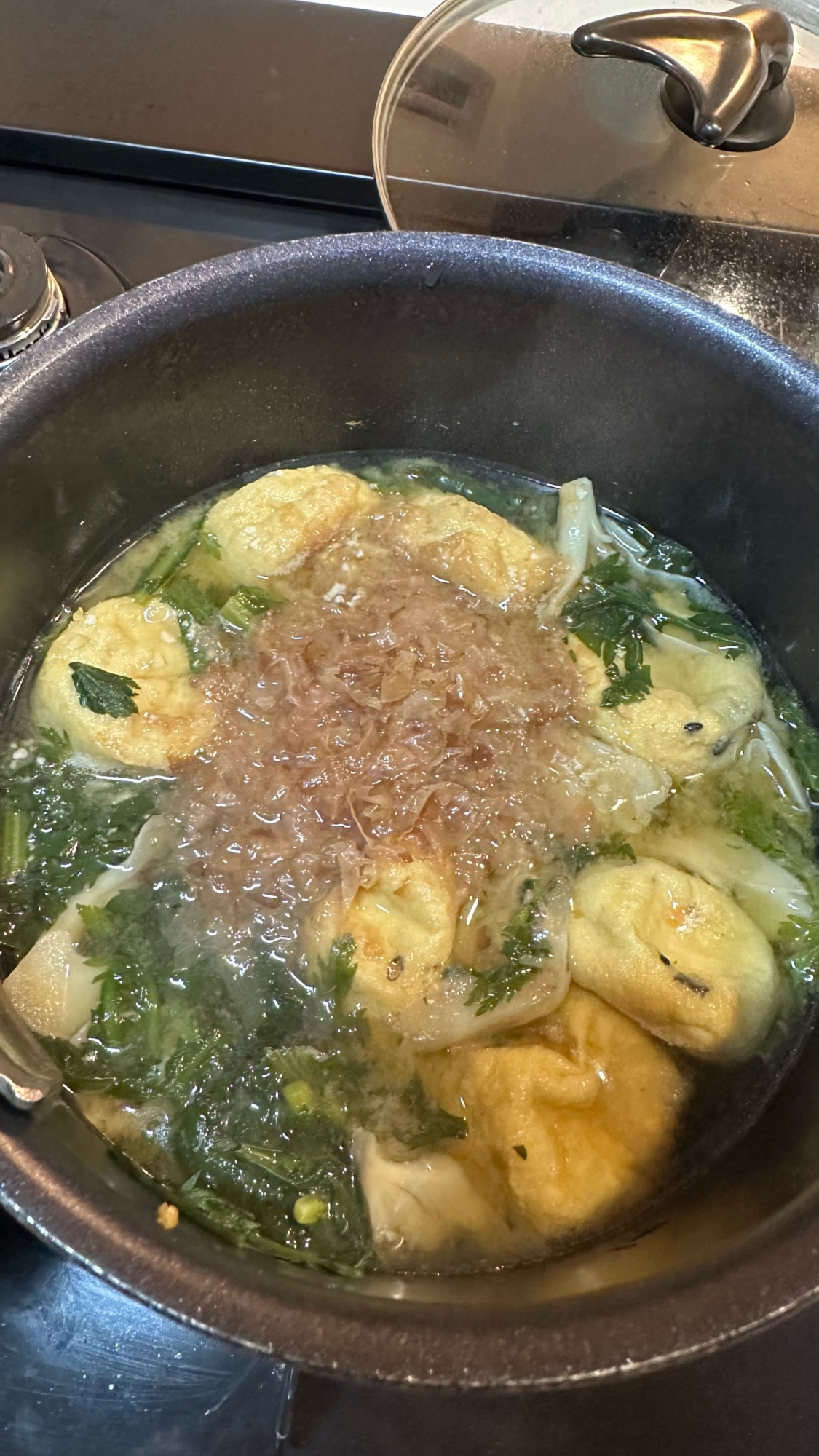 葉酸⭐出汁が美味しい春菊と舞茸の味噌汁