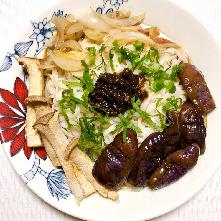 温野菜のせ♪ぶっかけ冷やしうどん