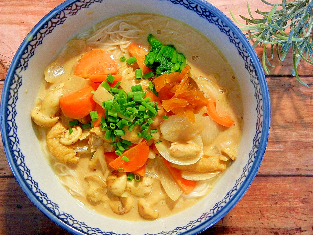 ミルクたっぷりさくらしめじのカレー素麺