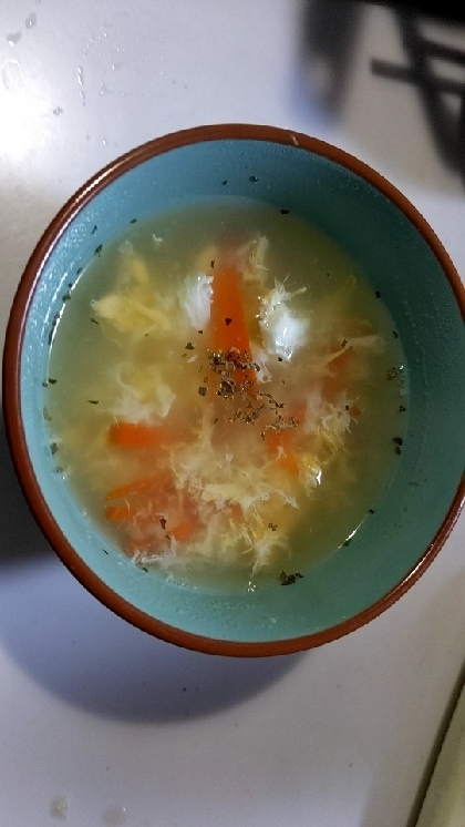 人参と卵のコンソメスープ