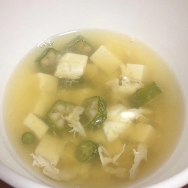 オクラと豆腐の中華スープ