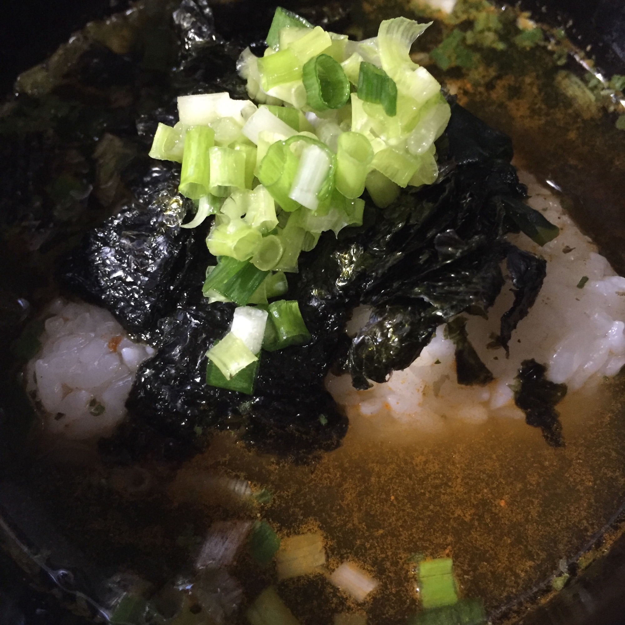 小腹が空いたら コンビニおにぎりでクッパ