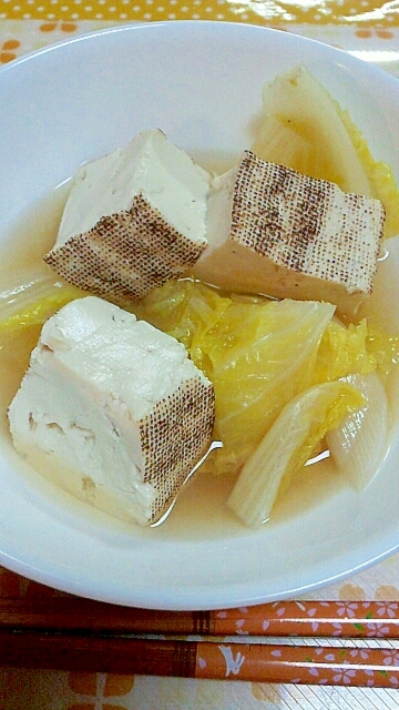 シンプルであっさり✿焼き豆腐とねぎと白菜の湯豆腐❤
