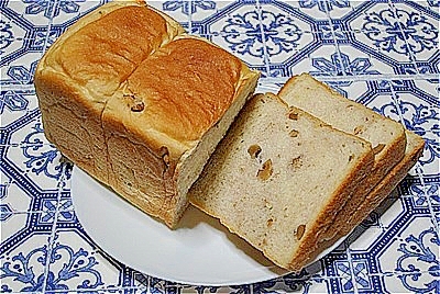 クルミ食パン　100均ドライフルーツ　1.5斤