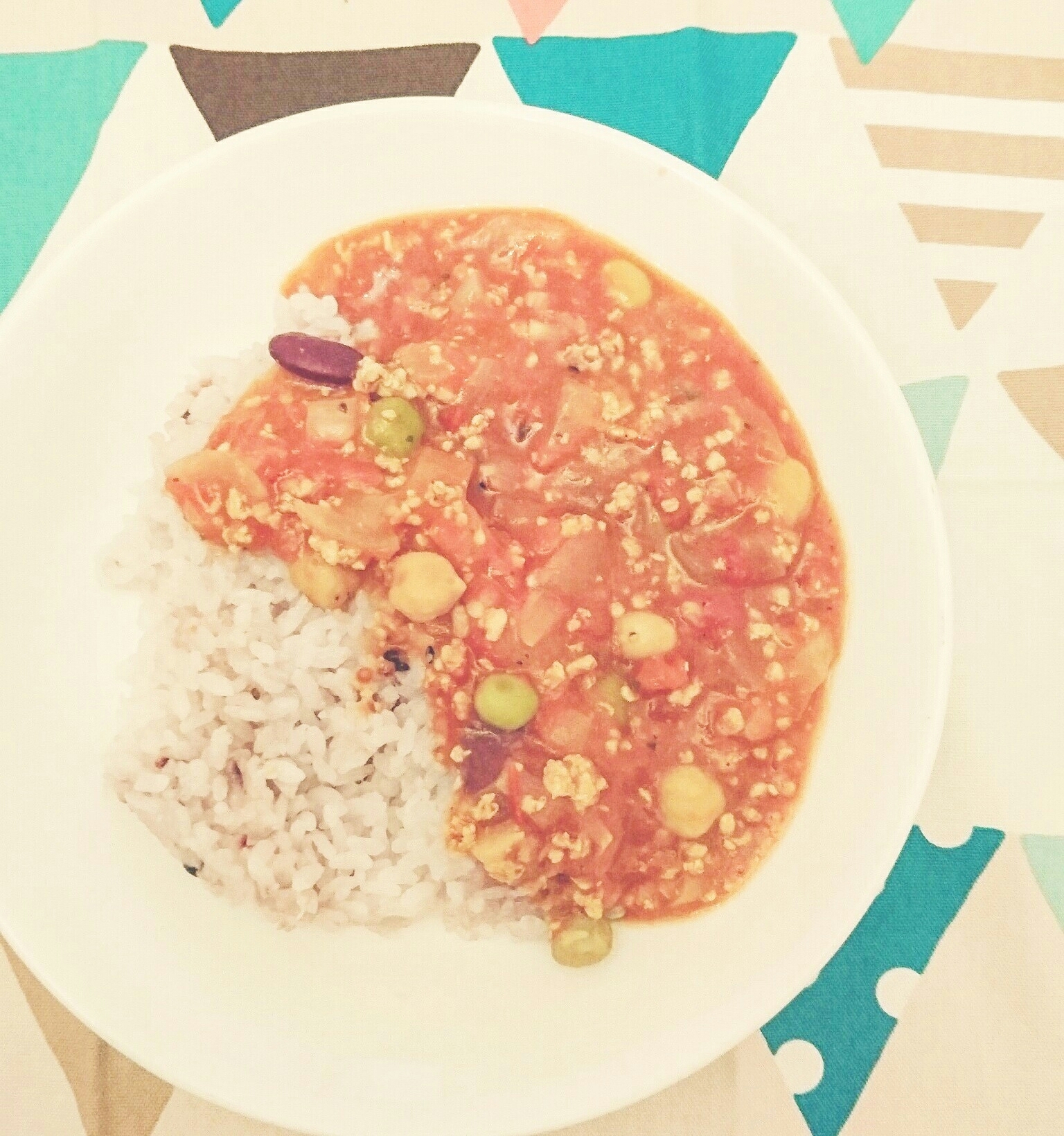 トマトとビーンズのキーマカレー