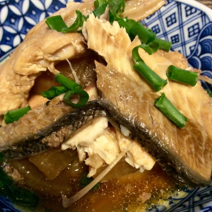 炊飯器料理にハマっていているのですが、よくあるレシピは肉料理。魚料理を探していてこちらのレシピに辿り着きました。味もバッチリ染みて美味しかったです♪