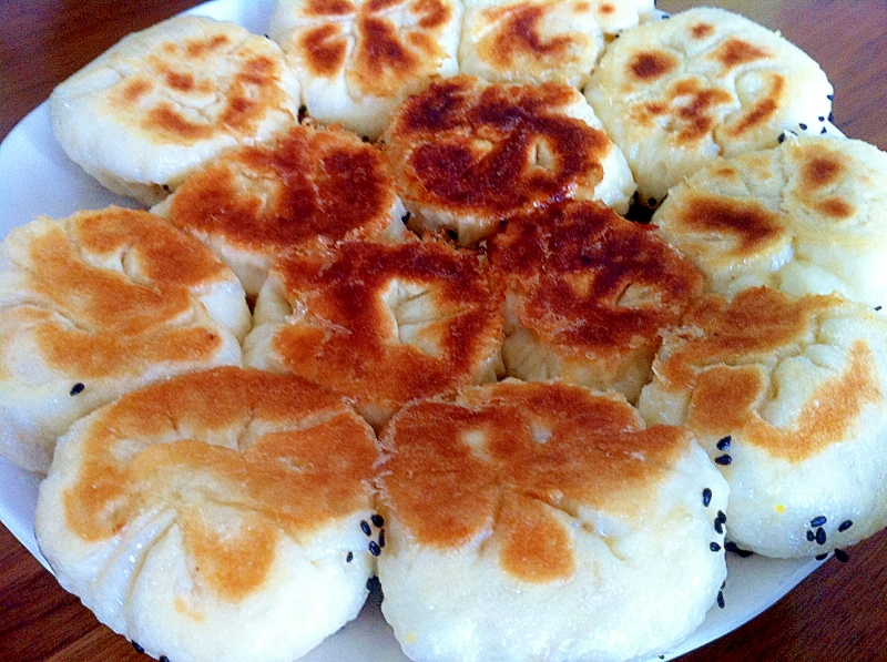 あまった餃子の餡で！焼き肉まん