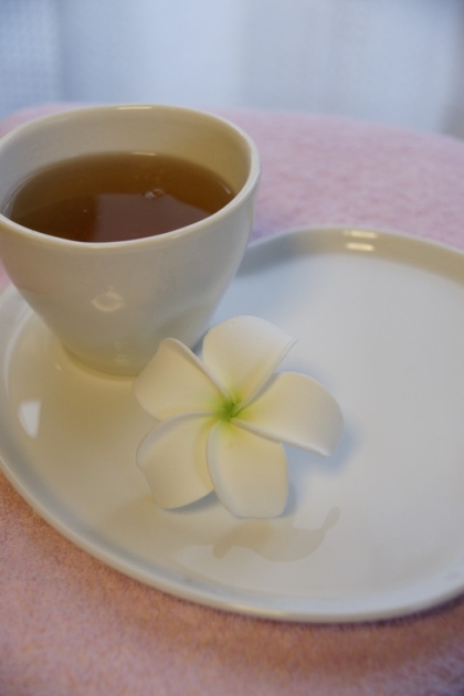 こんにちは♪熱い麦茶を作った時の一杯目は、こちらを毎回飲んでいます♪＾＾
どうぞ、良い一日を☆