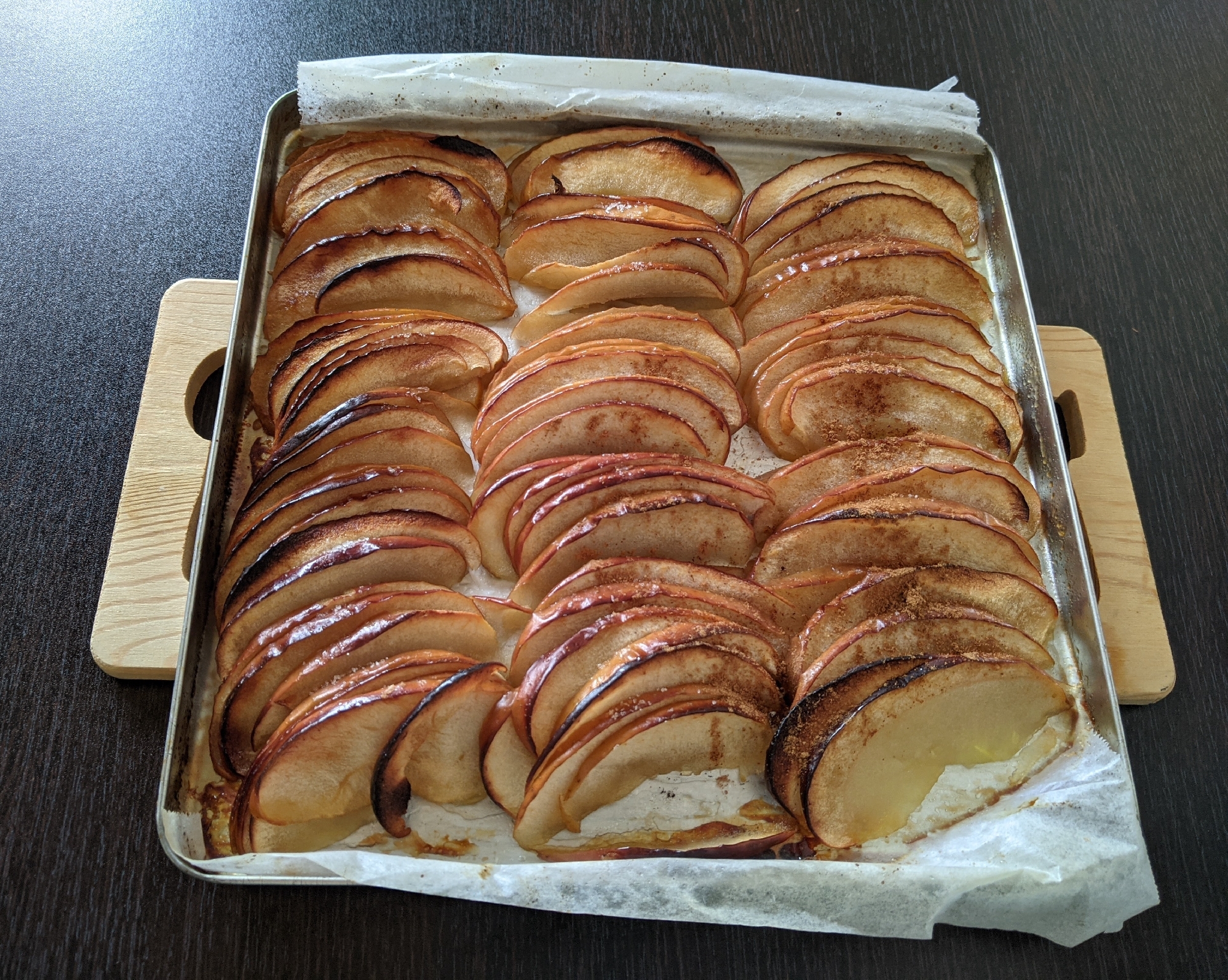 薄切りりんごのぎゅうぎゅう焼き(オーブン焼き)