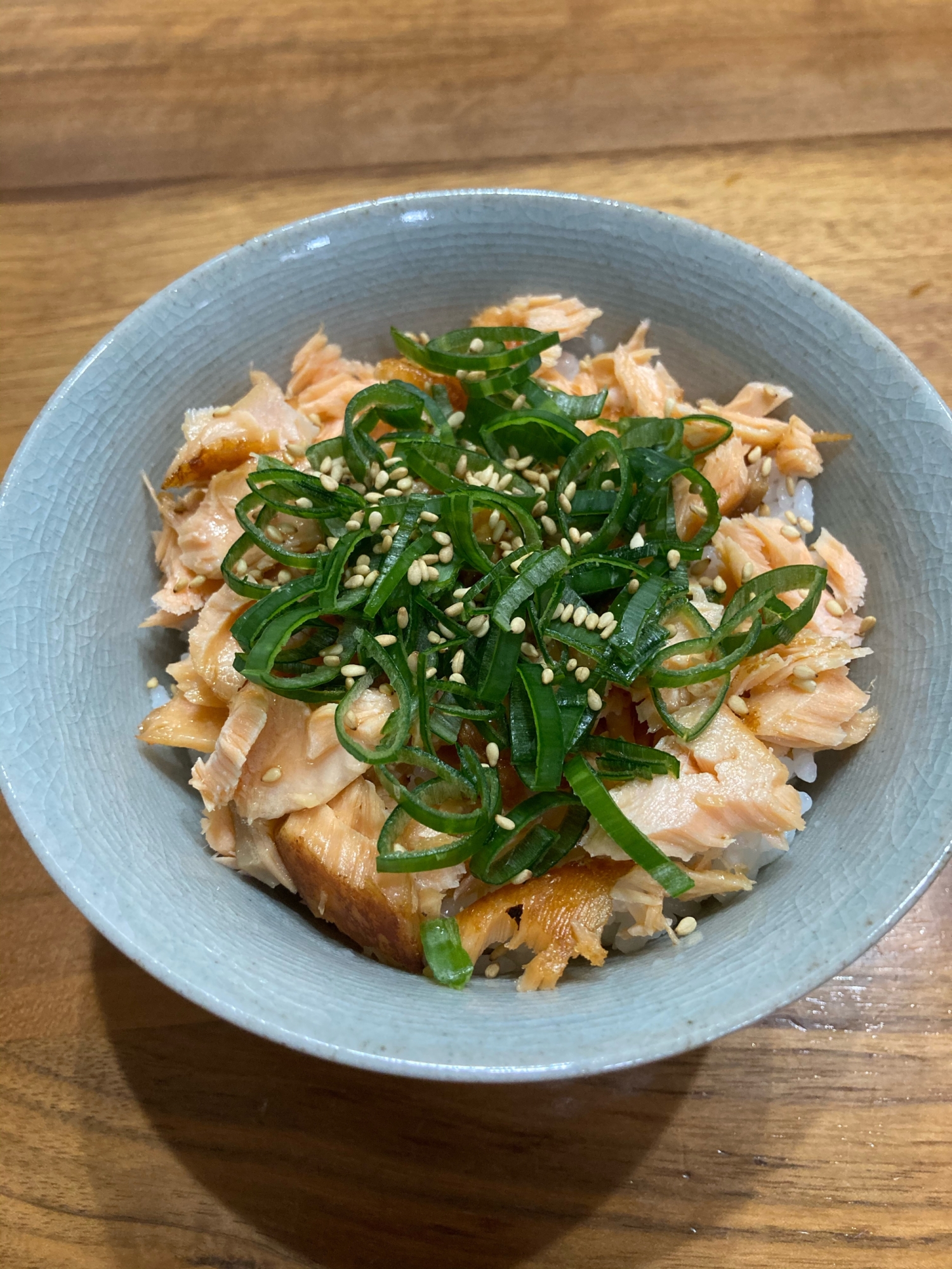 焼き鮭丼