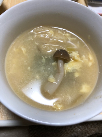 しめじと薄揚げのお味噌汁