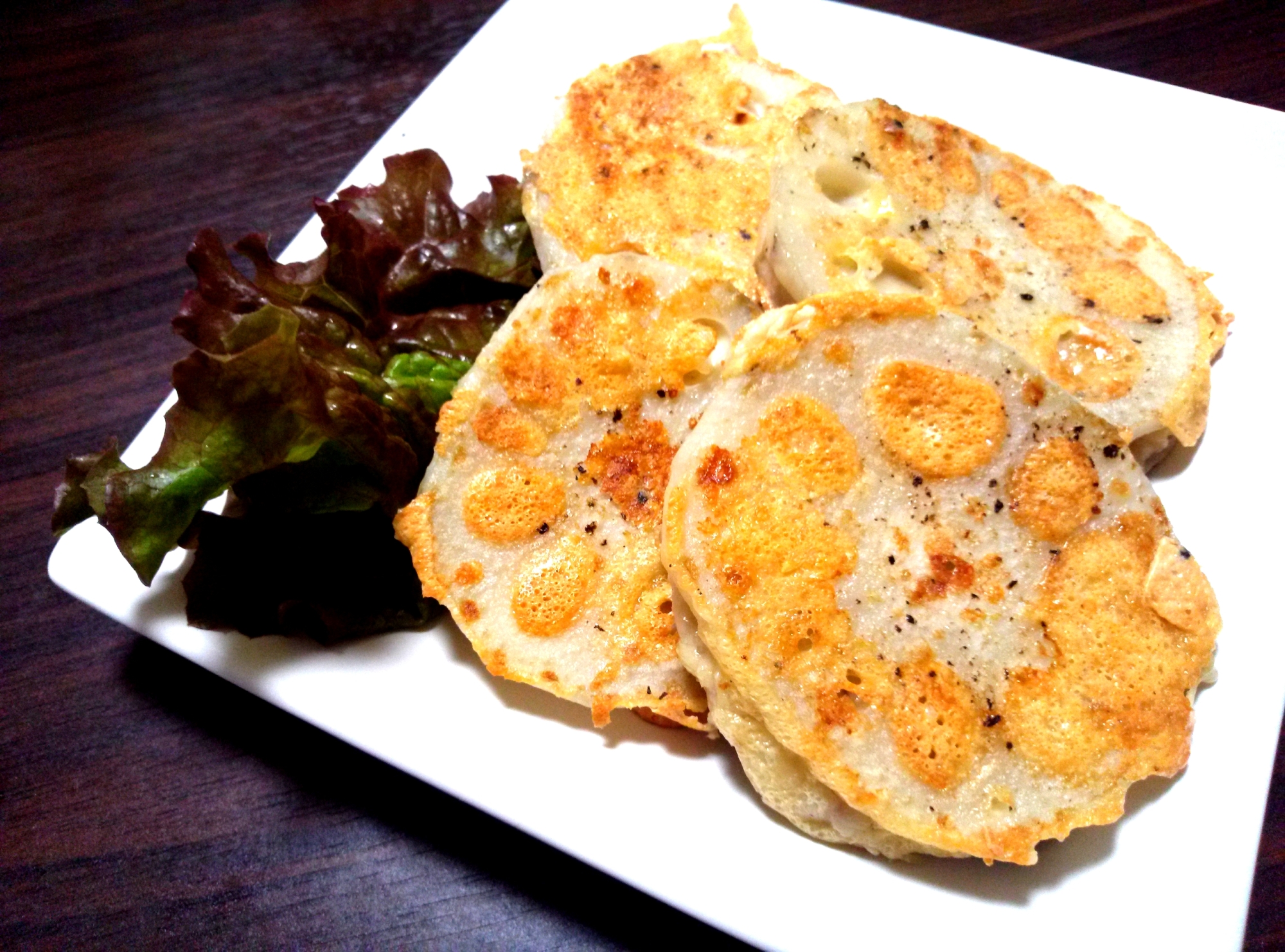 ダイエットメニュー 鶏挽き肉の蓮根挟み焼き レシピ 作り方 By Ajj1117 楽天レシピ