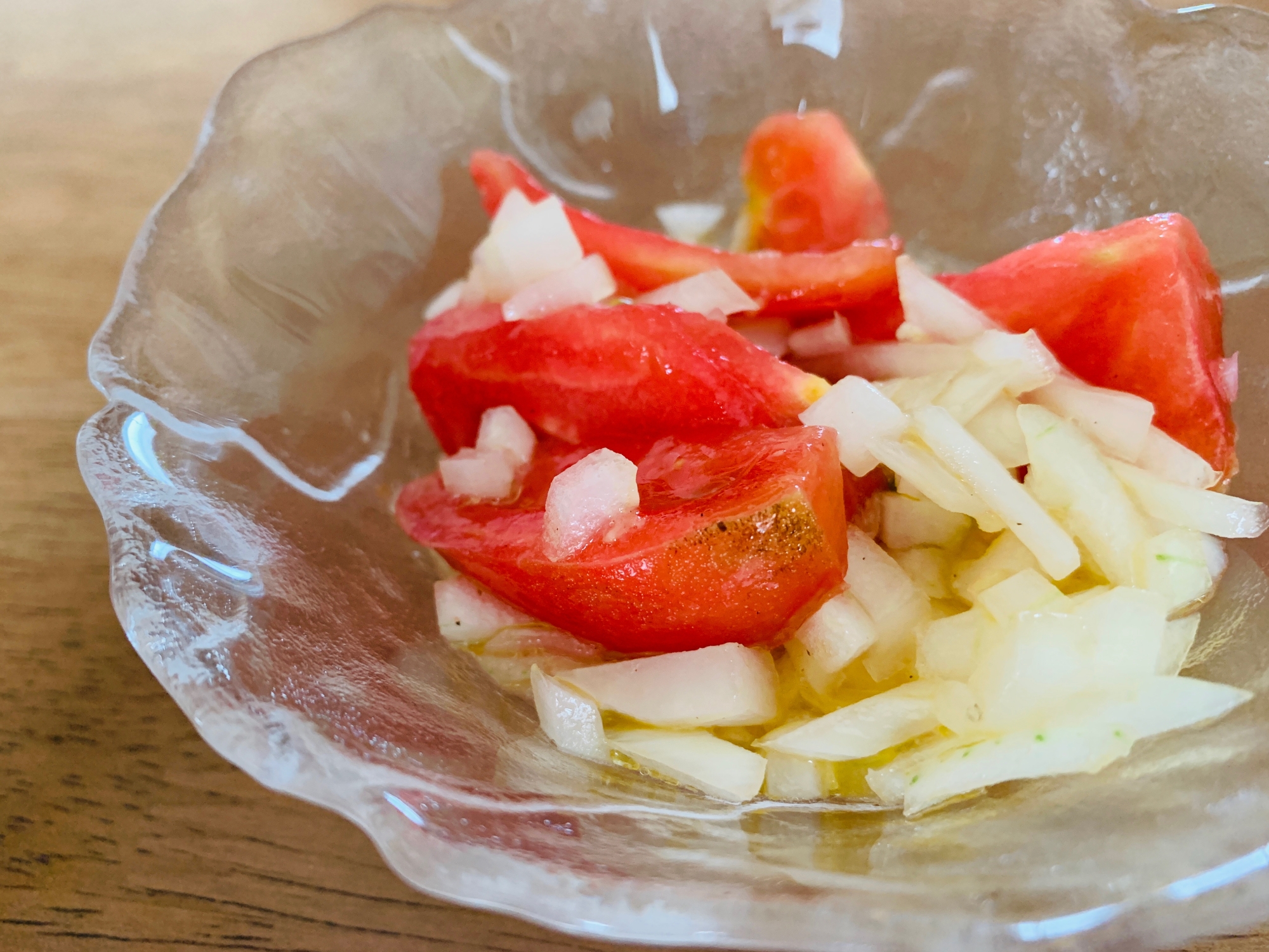 【トマトサラダ】トマトと玉ねぎのしょうがサラダ♪