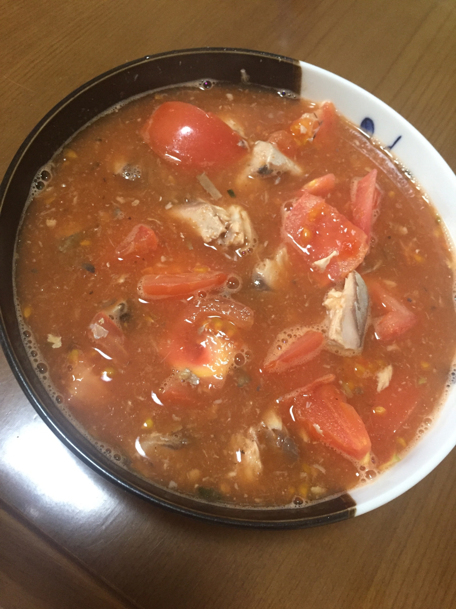 サバ缶のトマトスープ