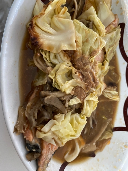 ちゃんちゃん焼き風☆味噌味で鮭のホイル焼き♪
