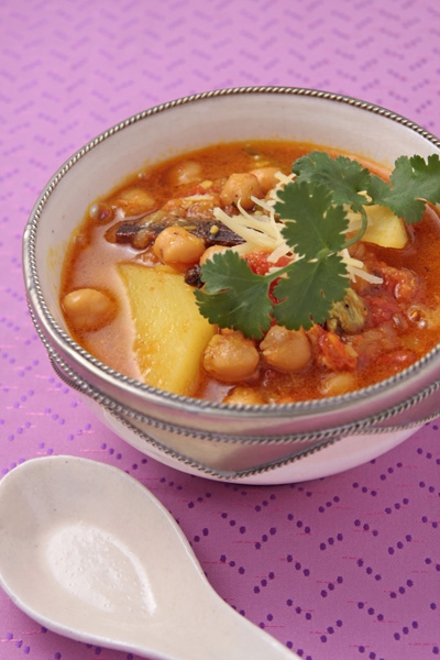 仕事が忙しいパパに！ひよこ豆とポテトのスープカレー