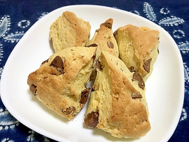 ホットケーキミックスで作るチョコチップスコーン