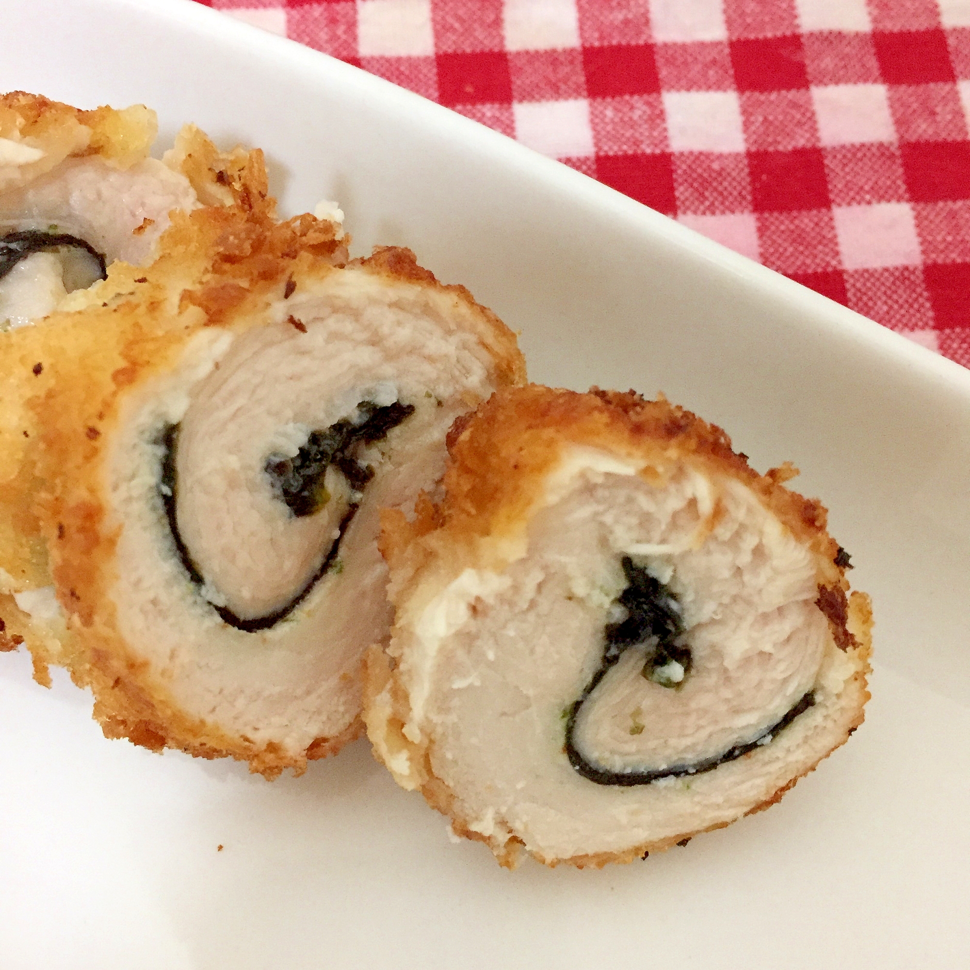 鶏肉の海苔巻き揚げ☆