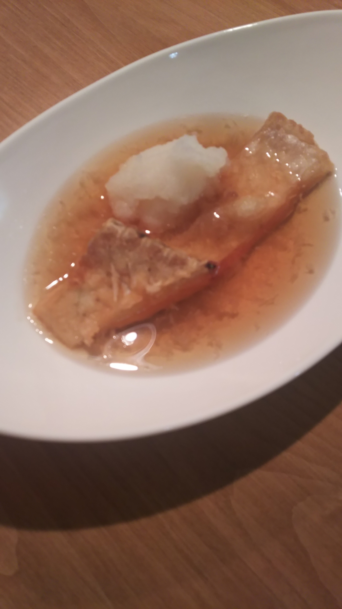 出汁と大根おろしでうまこくさっぱり。白身魚揚げ