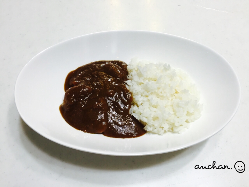 とろとろ〜牛すね肉のビーフカレー