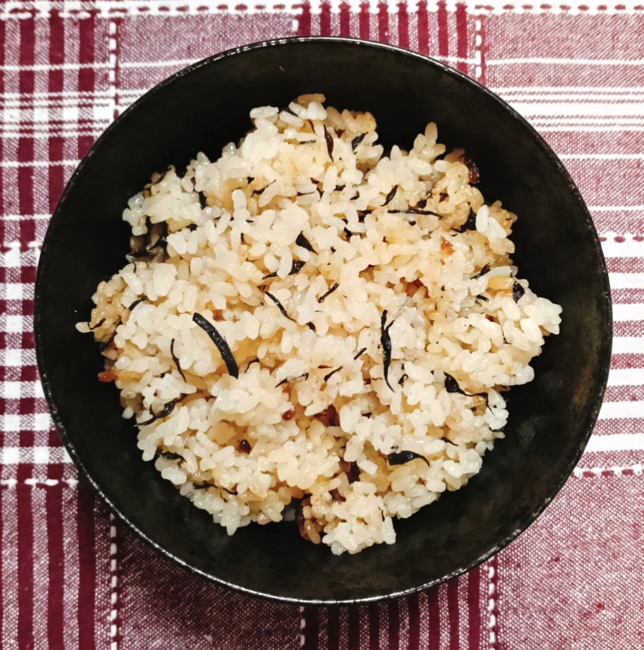 【栄養満点】ひじきの炊き込みご飯