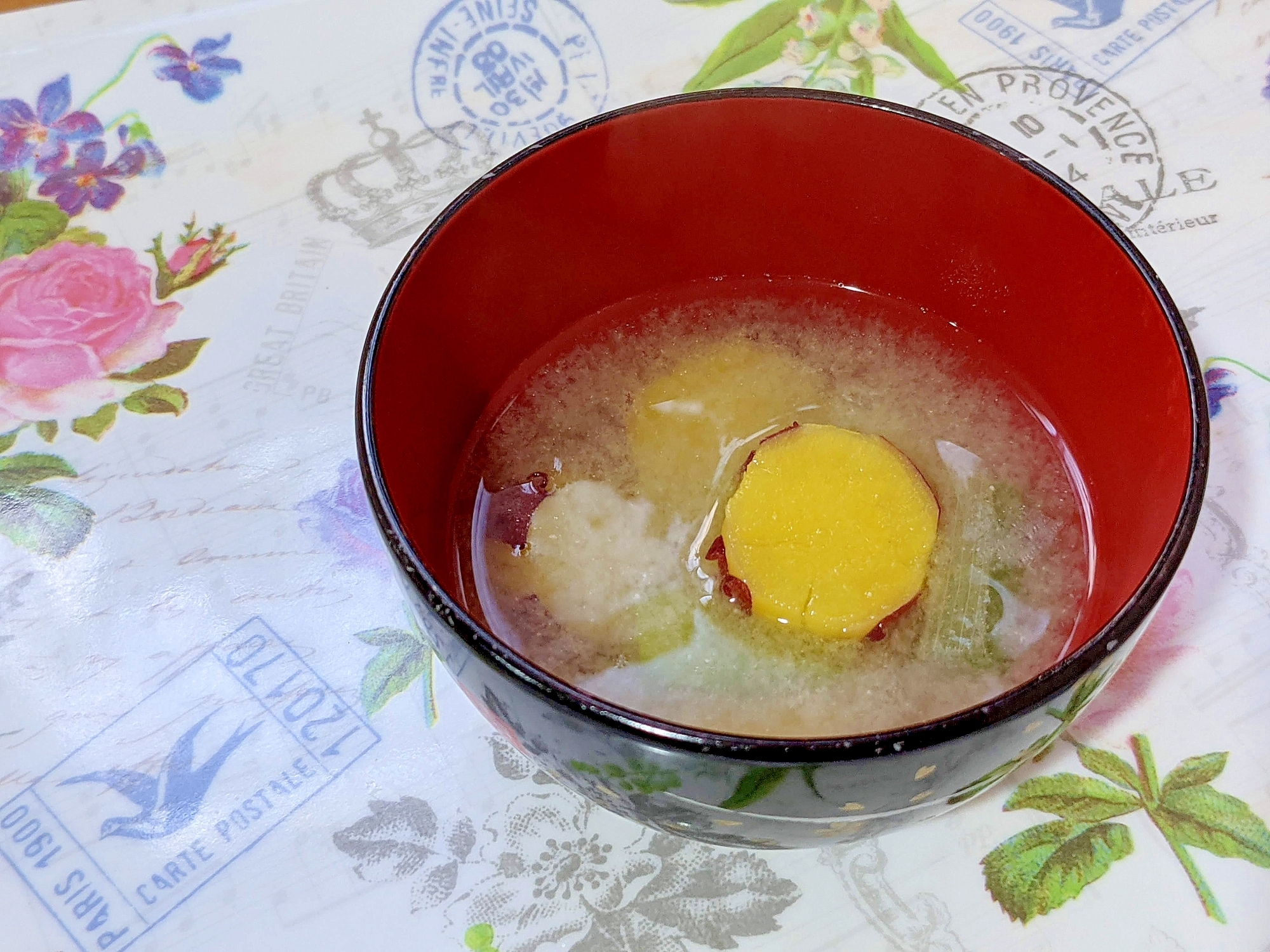さつま芋と葱の味噌汁