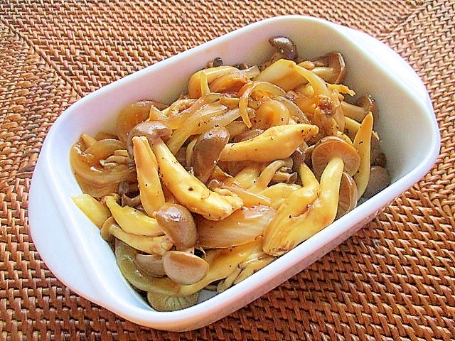 作り置きにも しめじと玉ねぎのオイ酢ター炒め レシピ 作り方 By はぁぽじ 楽天レシピ