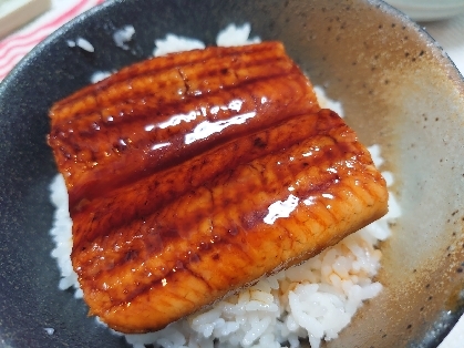 滅多に買わない鰻なので、美味しく食卓にと思い、参考にさせて頂きました♡子どもたちは「旨い」「美味しい」と大喜び！ありがとうございました(人*´∀｀)｡*ﾟ+