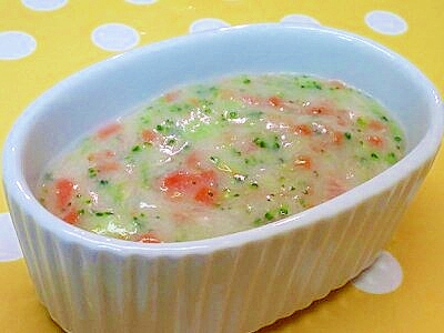 【離乳食】ツナ&ブロッコリーのホワイトソース煮